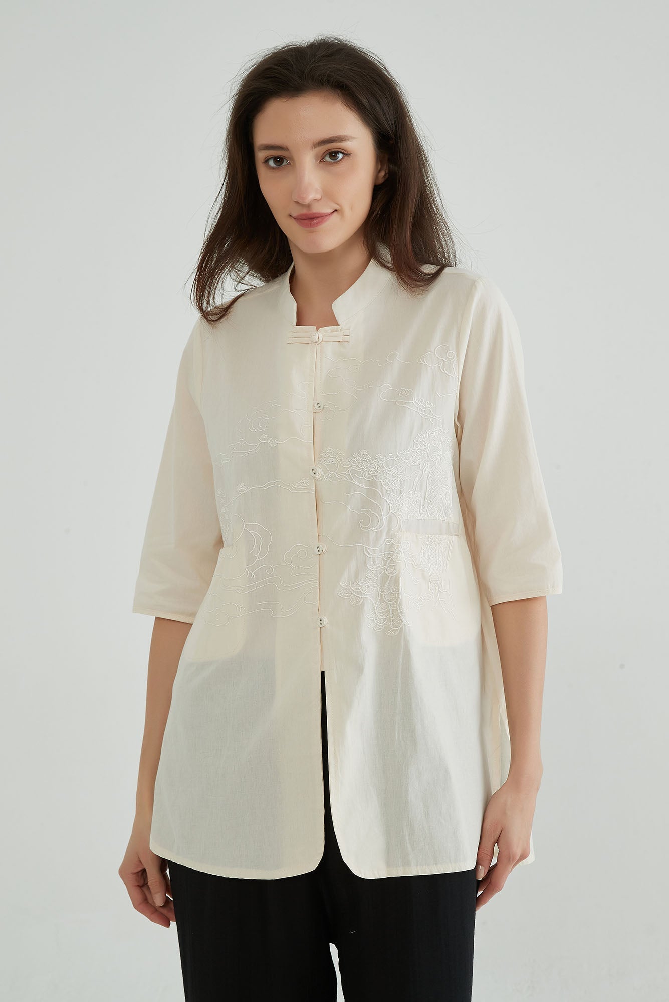 Moon Mist Retro Embroidered Frog Button Up Shirt - Whisper Mint